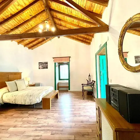 Vakantiehuis Casa Rural Muy Tranquila Con Estupenda Vista En Valsequillo *