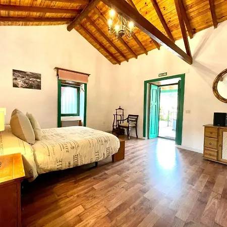Casa Rural Muy Tranquila Con Estupenda Vista En Valsequillo *